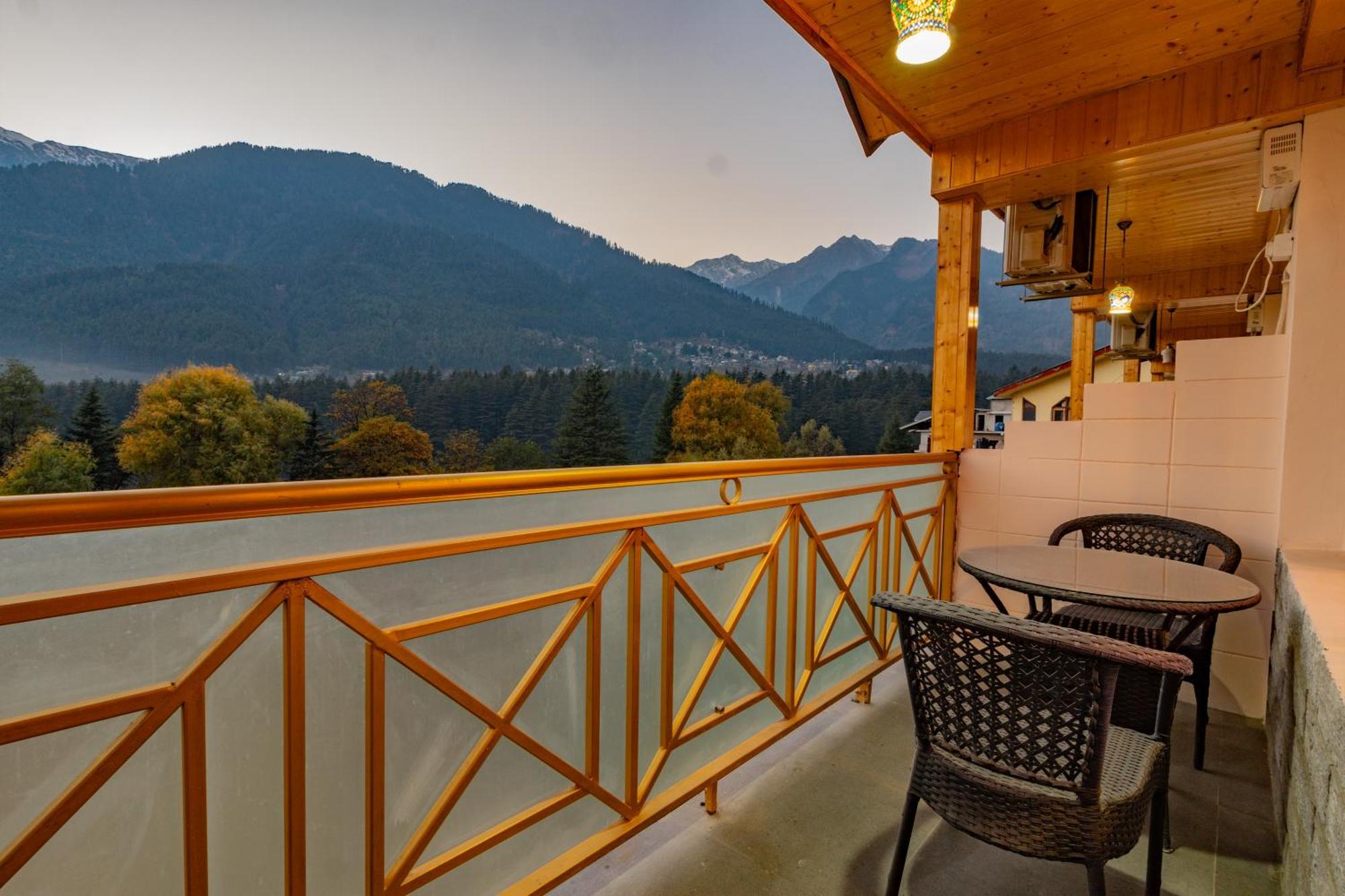 Hill River Resort By West Western Manāli Kültér fotó